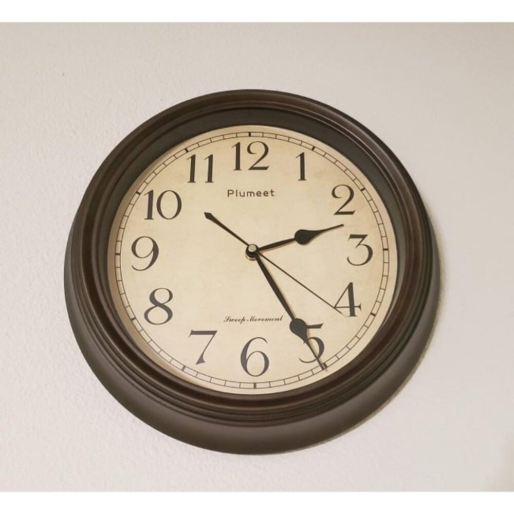New Small Retro Wall Clock, 10'' Non Ticking Classic Silent Metal Wall Clock